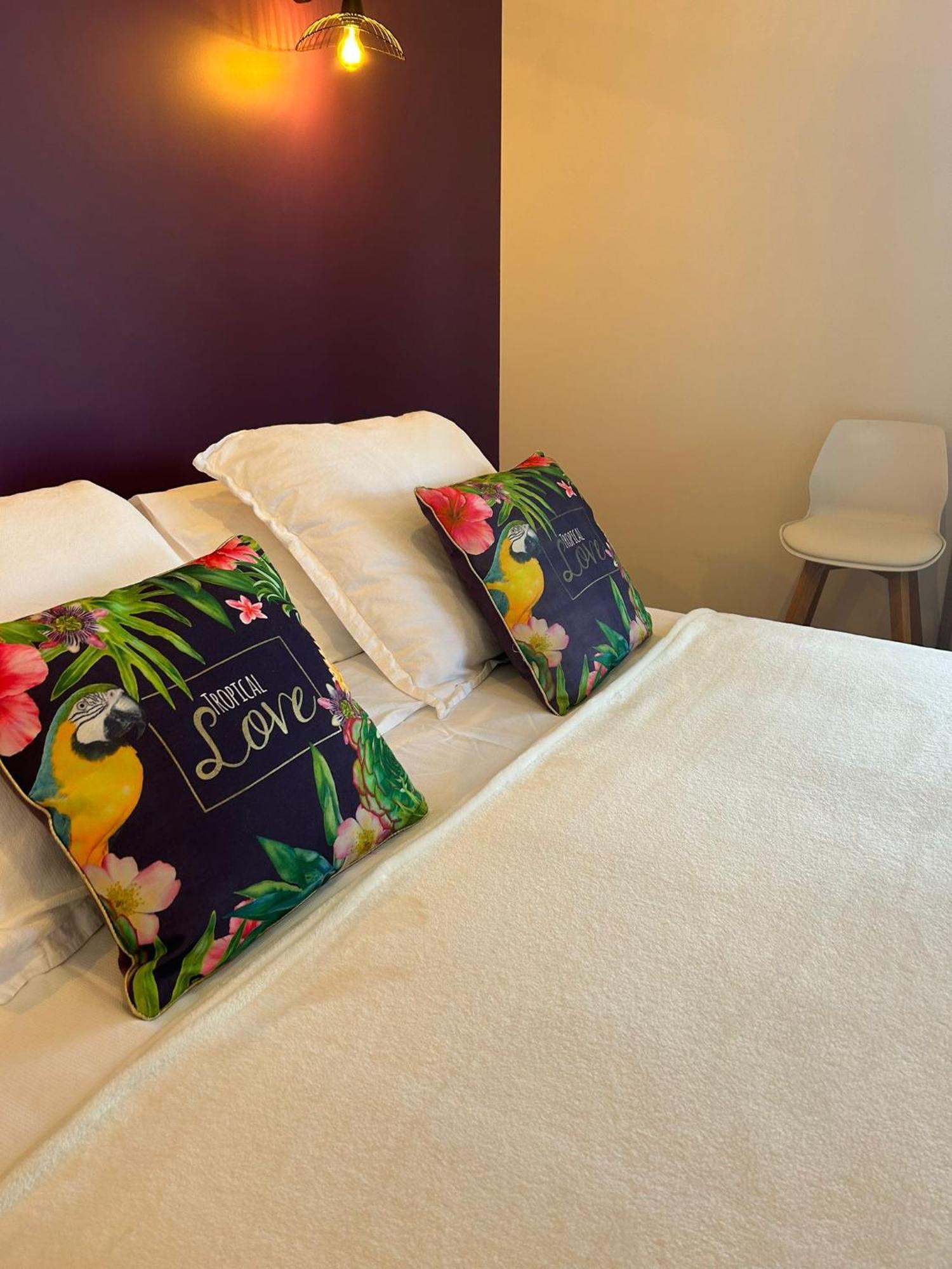 Bed and Breakfast Les Marronniers Laverune Екстер'єр фото