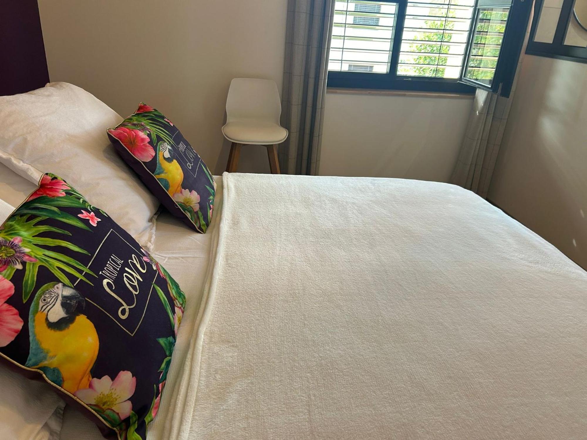 Bed and Breakfast Les Marronniers Laverune Екстер'єр фото