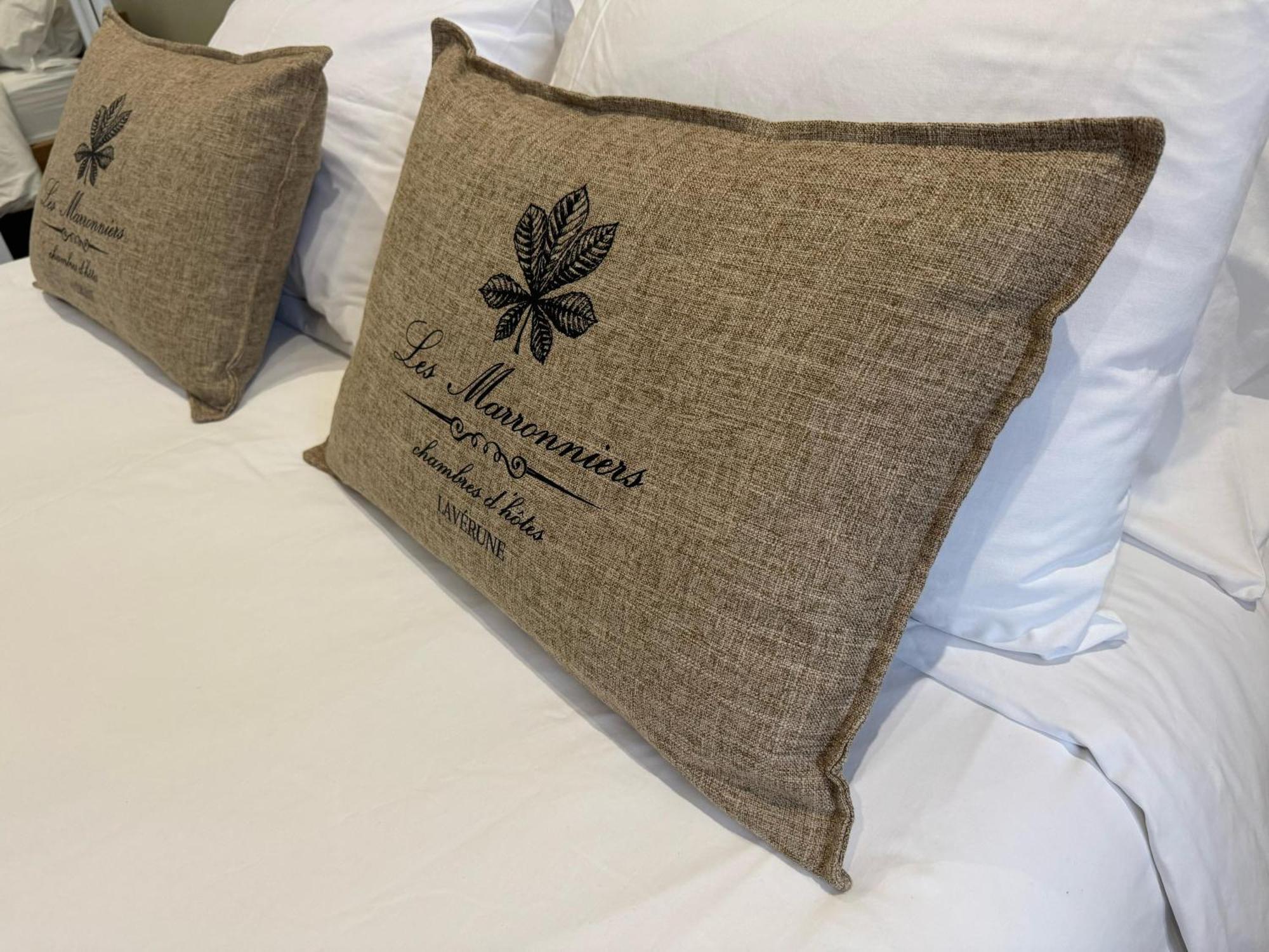 Bed and Breakfast Les Marronniers Laverune Екстер'єр фото